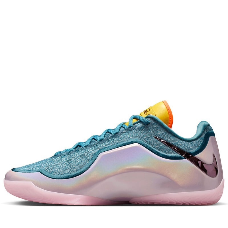 Nike LeBron 23 - Semelle Grip Exceptionnelle