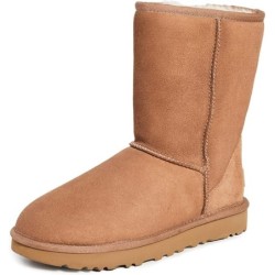 UGG Classic Short II Boot | Essayer à Domicile